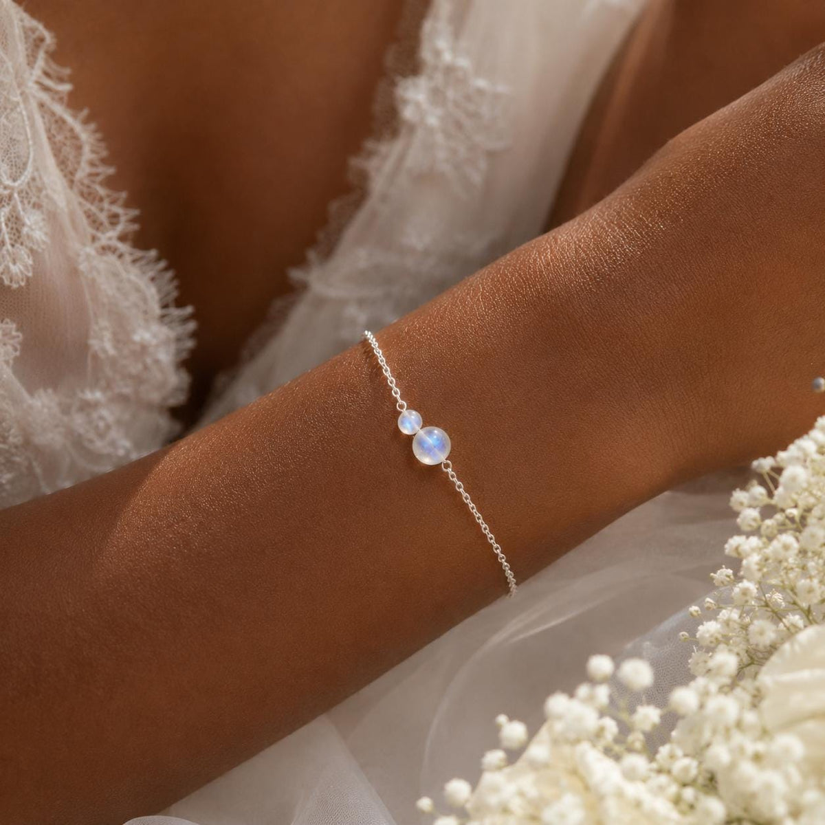 Moonstone Bracelet, June Birthstone Jewelry, Dainty Gemstone Bracelet, Minimalist Bridal Bracelet, Jewelry for Bride