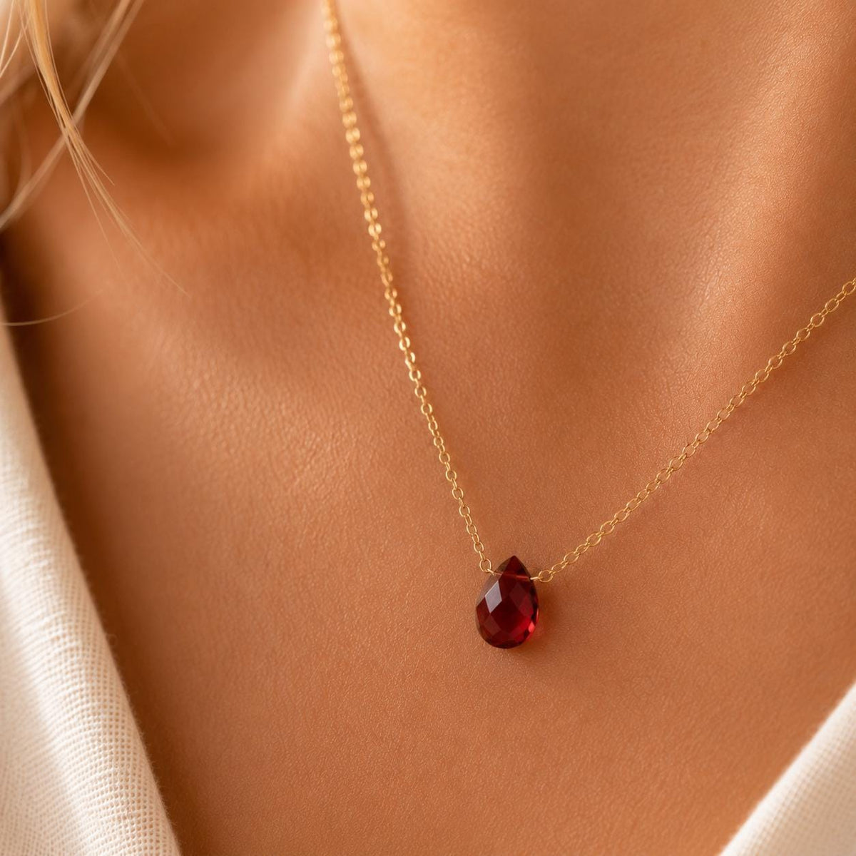 Garnet Teardrop Necklace, January Birthstone Jewelry, Minimalist Red Gemstone Necklace, Gift for Her