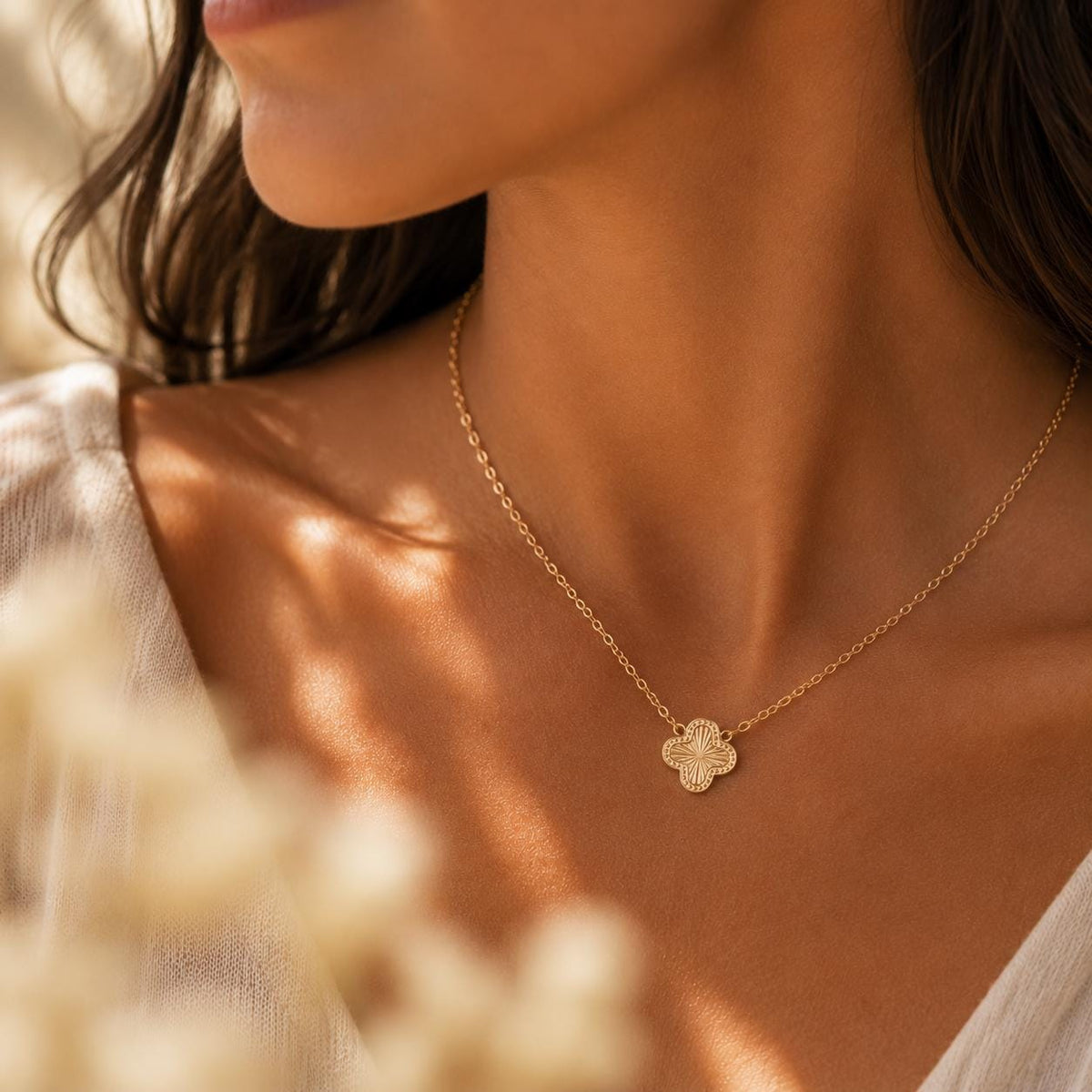 Clover Sunburst Pendant Necklace | Dainty Gold Quatrefoil Necklace | Minimalist Everyday Jewelry | Good Luck Gift for Her