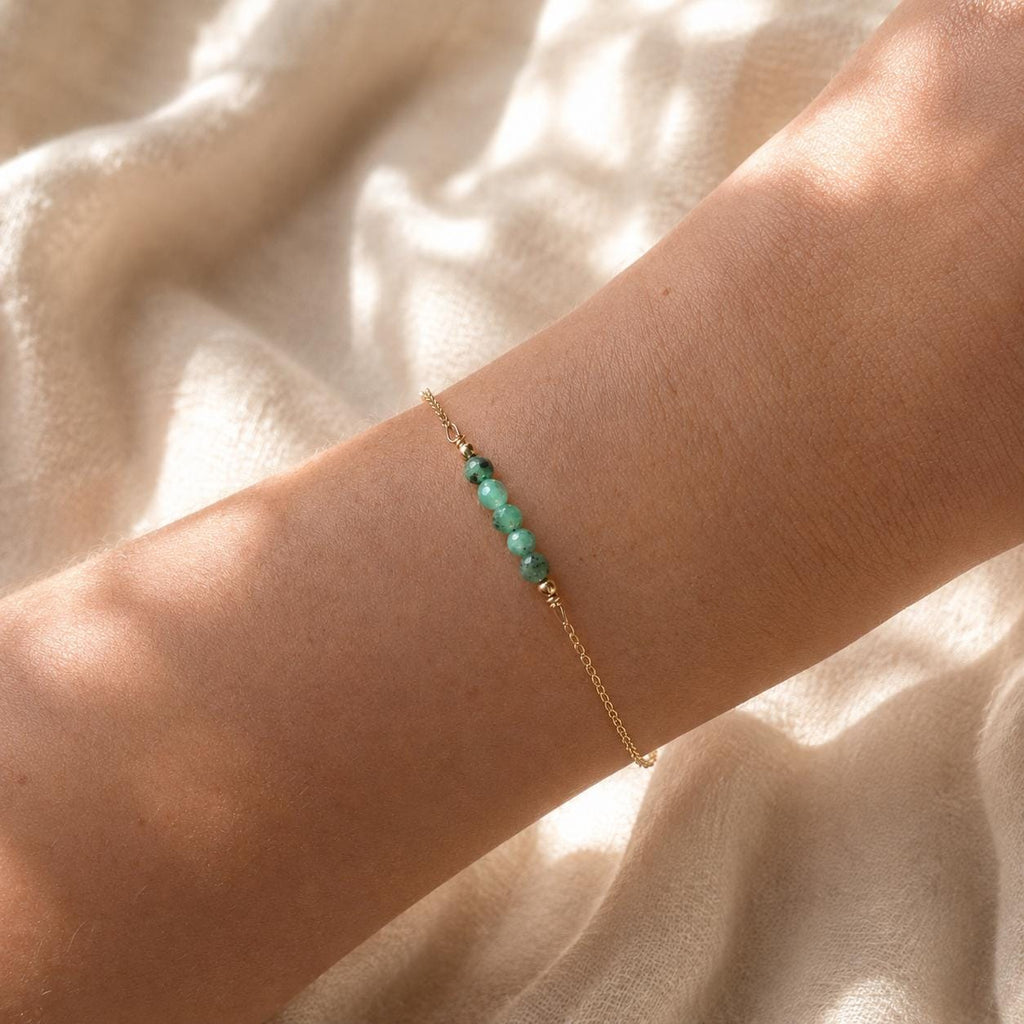 Raw Emerald Bracelet • May Birthstone • Handmade & Minimal Jewelry for Her • Mother's Day Gift • Tiny Crystal Bracelet